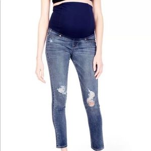 NEW Ingrid & Isabel Distressed Maternity Jeans